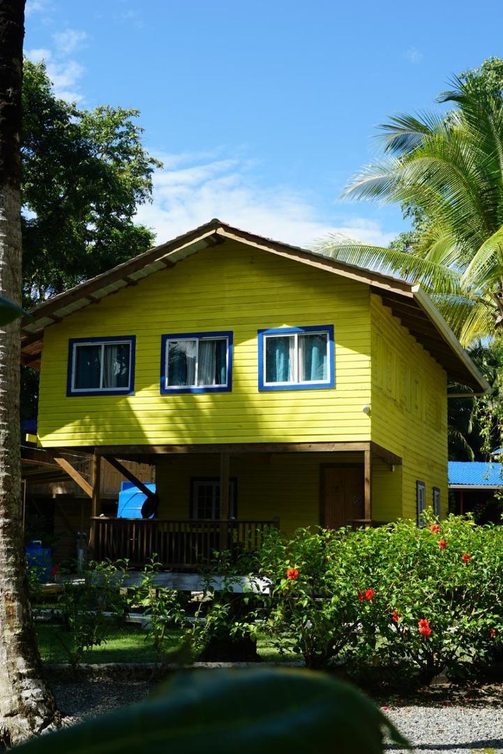 Hotel Tierra Verde Bed And Breakfast Бокас дел Торо Екстериор снимка