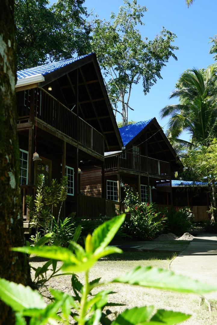 Hotel Tierra Verde Bed And Breakfast Бокас дел Торо Екстериор снимка