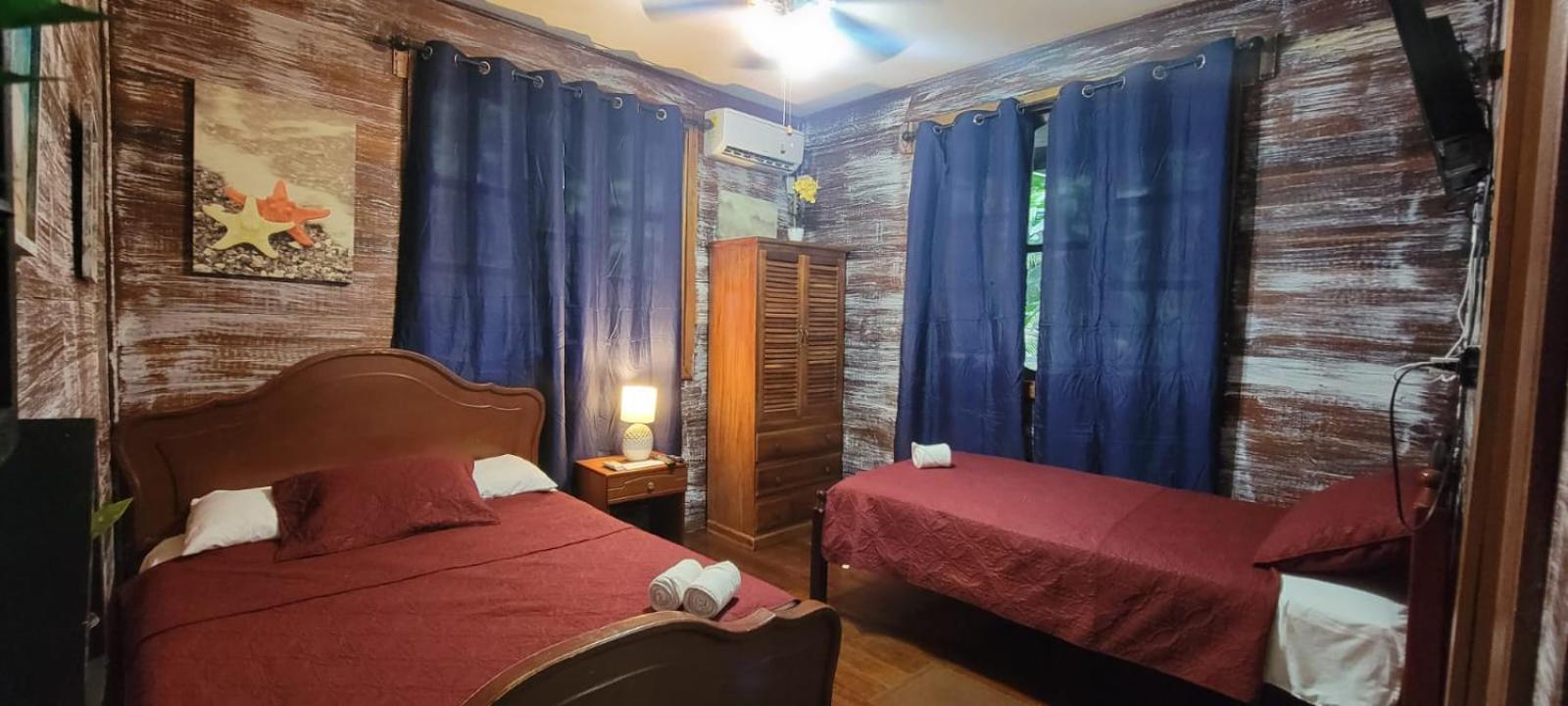 Hotel Tierra Verde Bed And Breakfast Бокас дел Торо Екстериор снимка