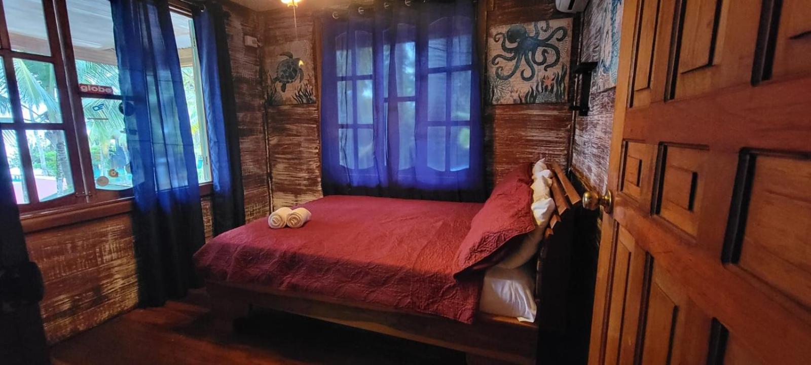 Hotel Tierra Verde Bed And Breakfast Бокас дел Торо Екстериор снимка