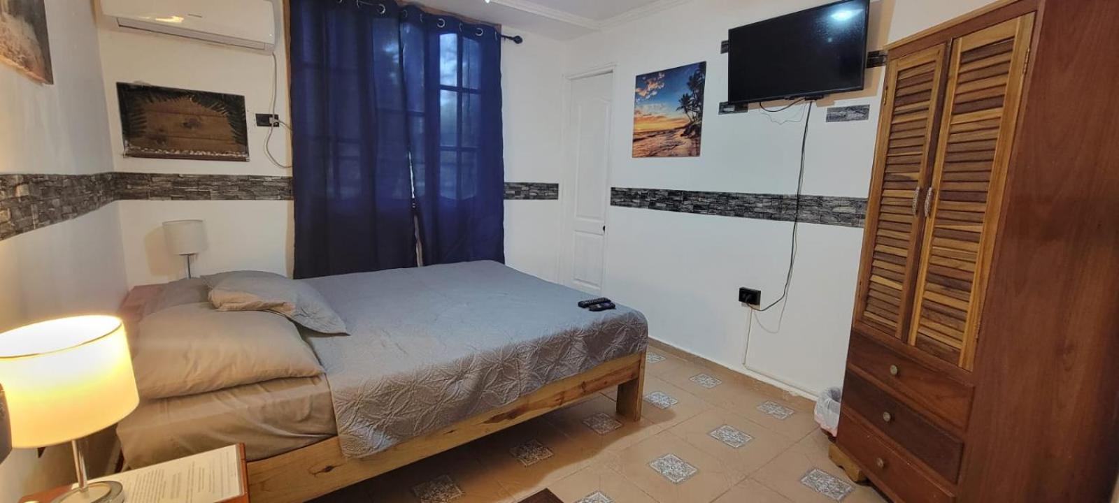 Hotel Tierra Verde Bed And Breakfast Бокас дел Торо Екстериор снимка